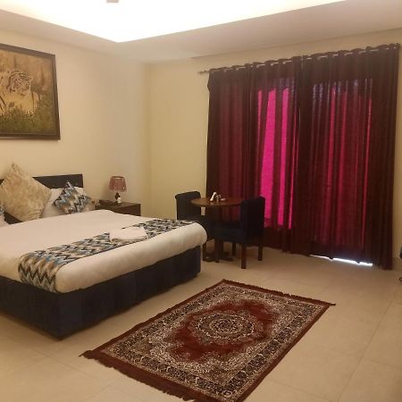 Hotel The Am Bliss Gurgaon Eksteriør billede